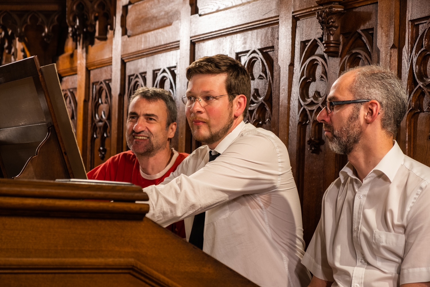 T. Kientz (centre) avec ses registreurs G. Blind et R. Lopes