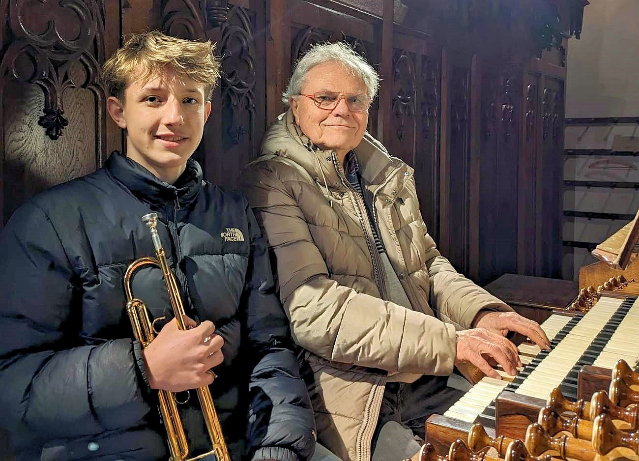 Alex Filiotis à la trompette et Jean-Marie Collé accompagnateur à l'orgue